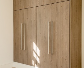 ENGINEERED WOOD WARDROBE 51